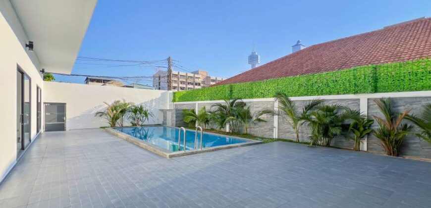 Pratamnak Pool Villa