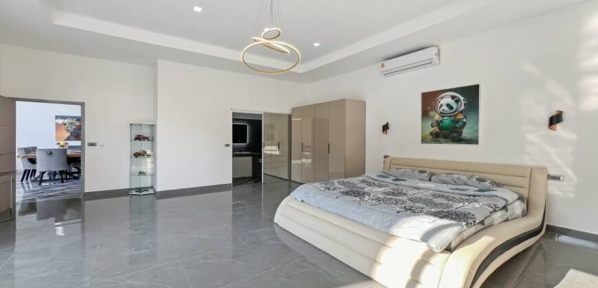 Pratamnak Pool Villa