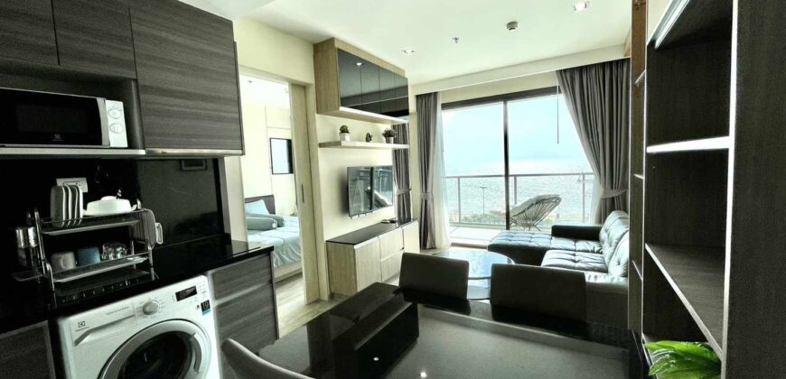 Aeras Beachfront Condominium