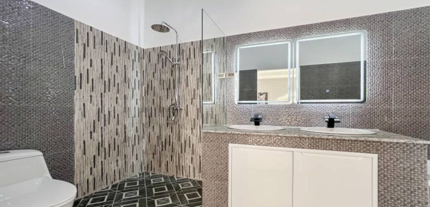 Pratamnak Pool Villa