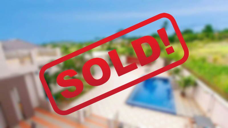 Villa à Deux étages avec Piscine VENDUE