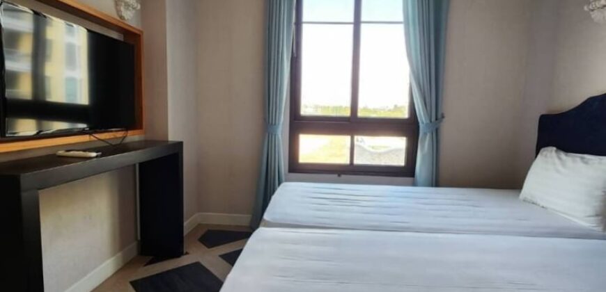 Espana Condo Resort, 5th floor