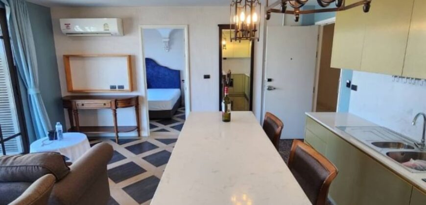 Espana Condo Resort, 5th floor