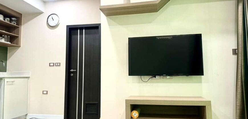 Dusit Grand Condo View